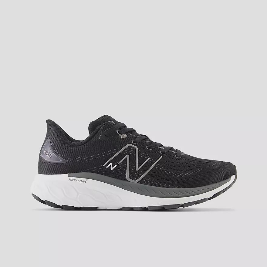 Kid’s New Balance 860v13 Black/White