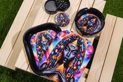 Custom Rolling Tray Set With Magnetic Lid Includes Glass Ashtray And Grinder
