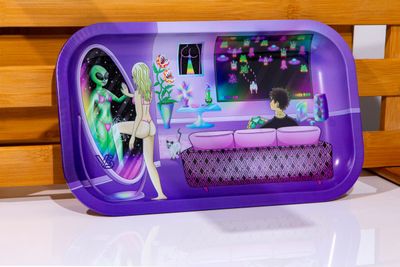 Alien Girl Metal Rolling Tray