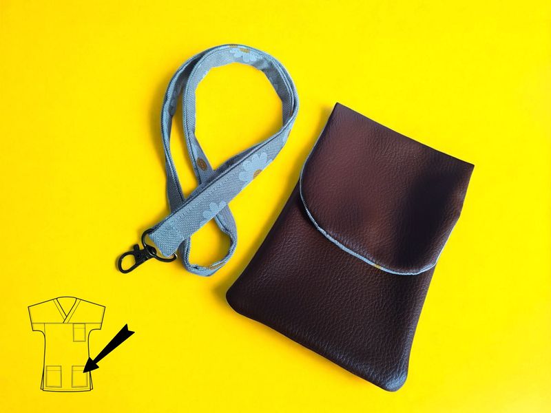 Tour de cou + pochette soignant