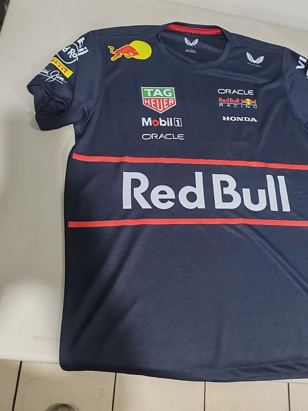 Playera cuello redondo Replica Red Bull