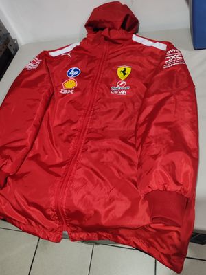 Chamarra tipo Cazadora Ferrari 2025