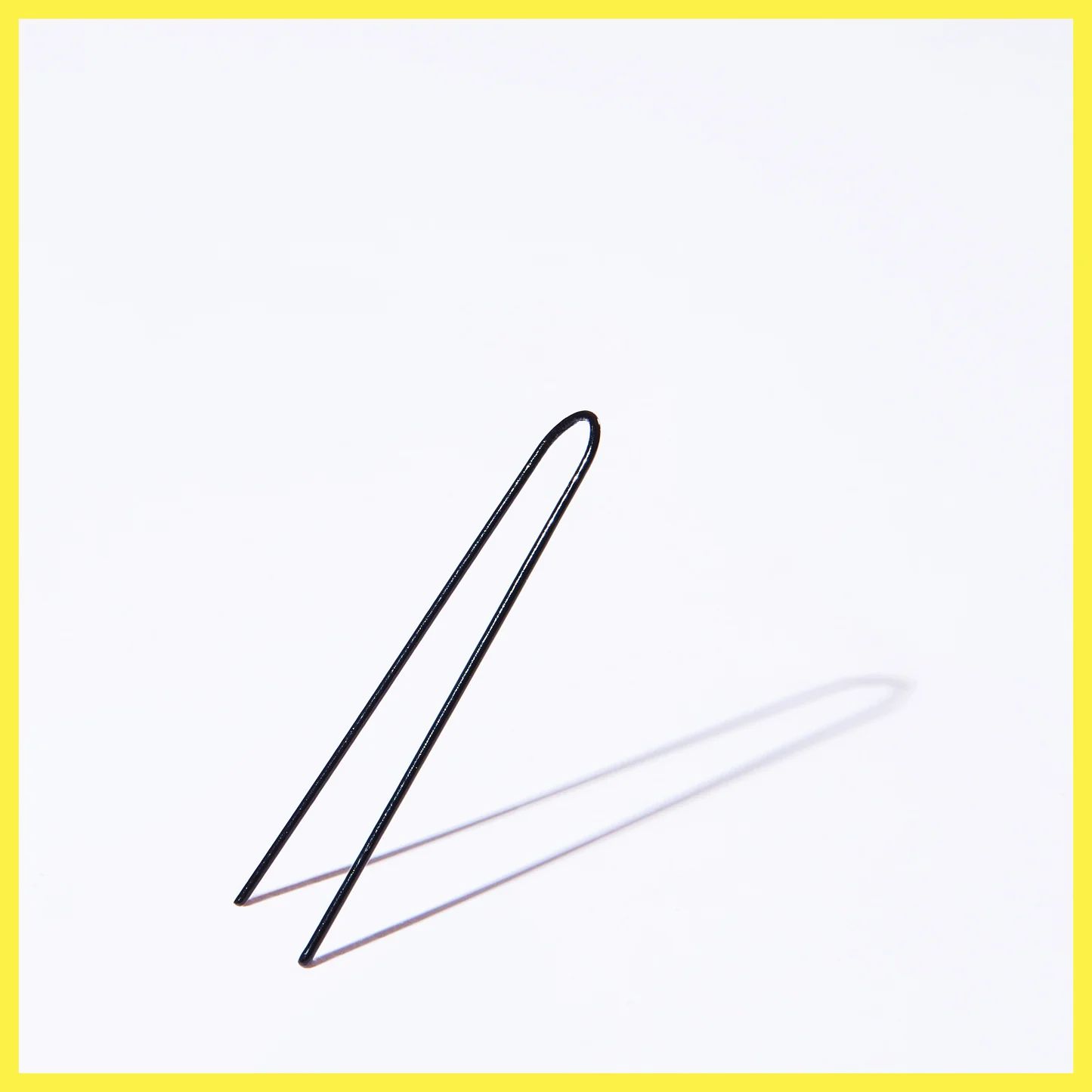 Subtle Pins - Straight, color: Black