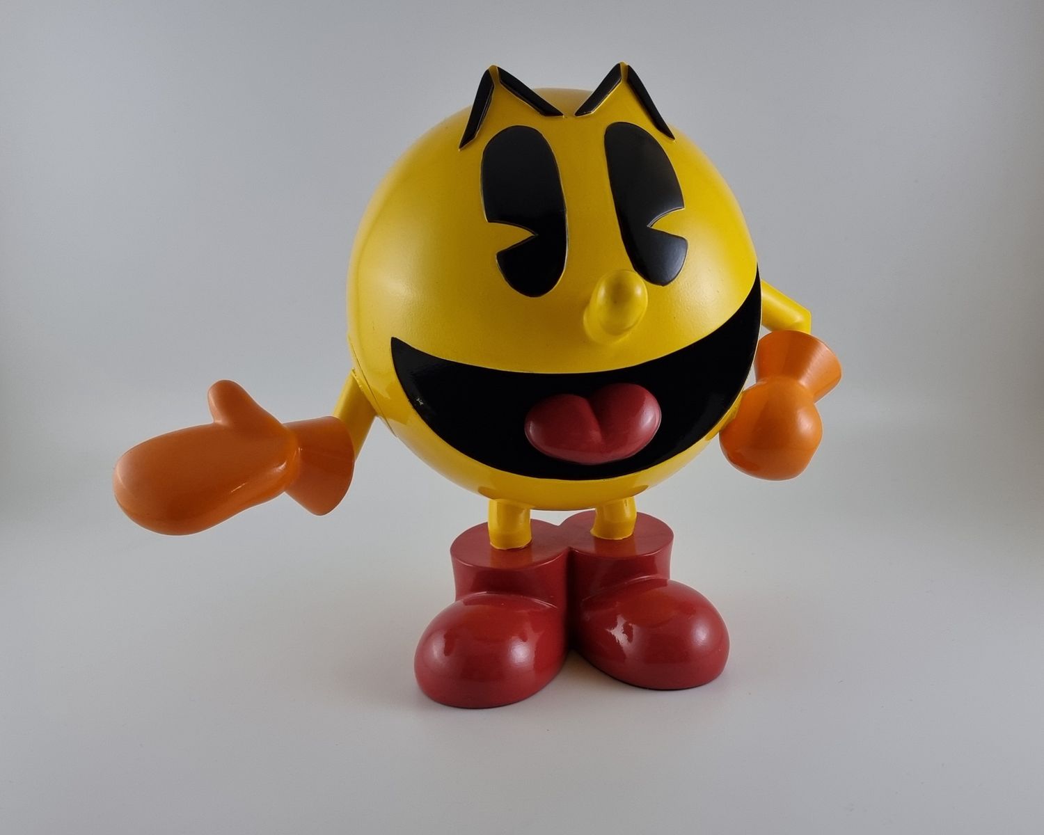 Pacman - Neamedia Icons - 20cm Resin Statue (Boxed)