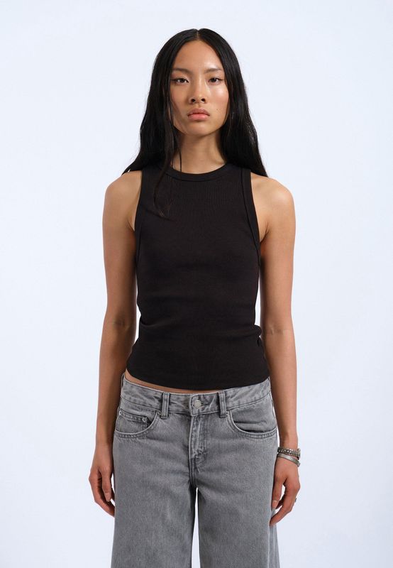 Etta Vest