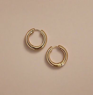 Chubby Huggie Hoops