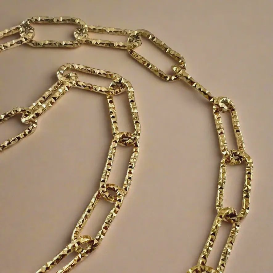 Textured Chain Necklace