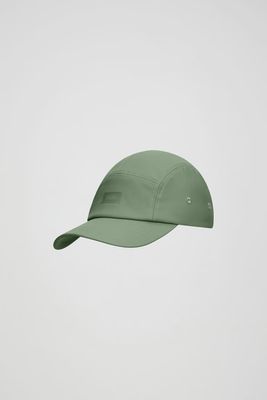 Well 5 Panel Cap