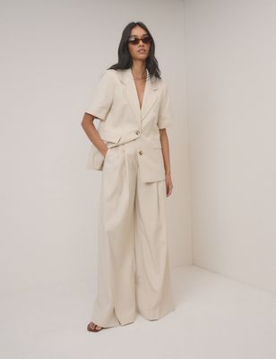 Front Vent Relaxed Trousers