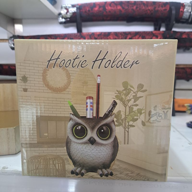 Hootie holder owl pen holder