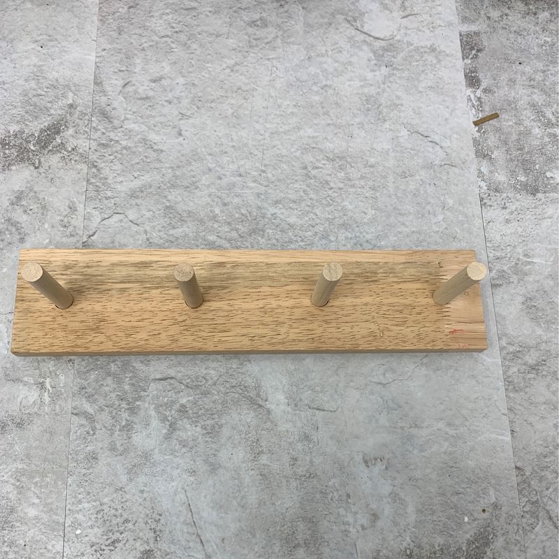 Natural wood peg holder