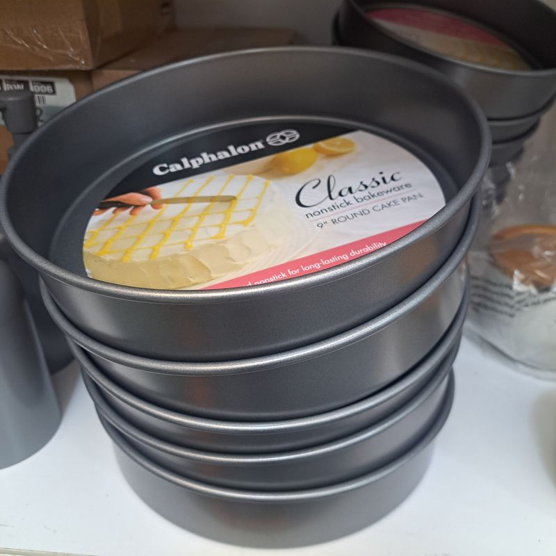 Calphalon Classic Nonstick 9" Round Cake Pan