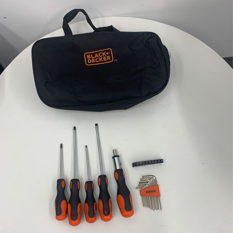 Black &amp; Decker 23-Pc. Screwdriver Set MM W/Storage Bag