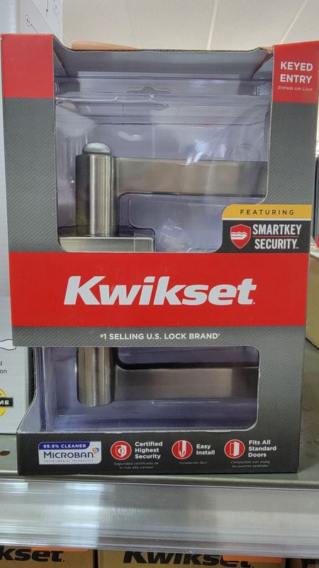 Kwikset Halifax Square Keyed Entry Door Lever