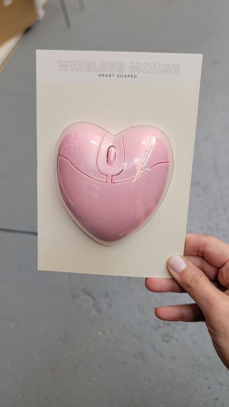 Heart shaped wireless mouse