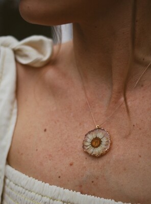 Chasing the Golden Hour Necklace