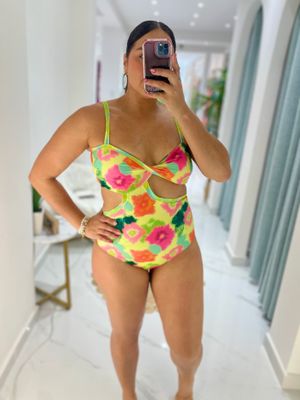 Florence unique One Piece exclusive collection