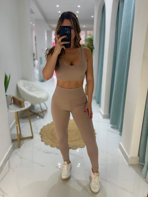 Neutral Sport Set