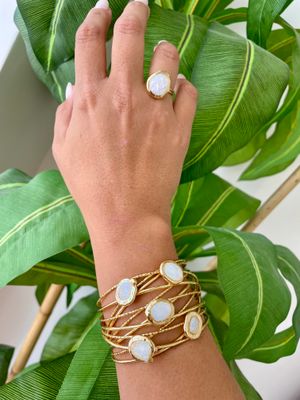 Gold Pearly Bangle Set