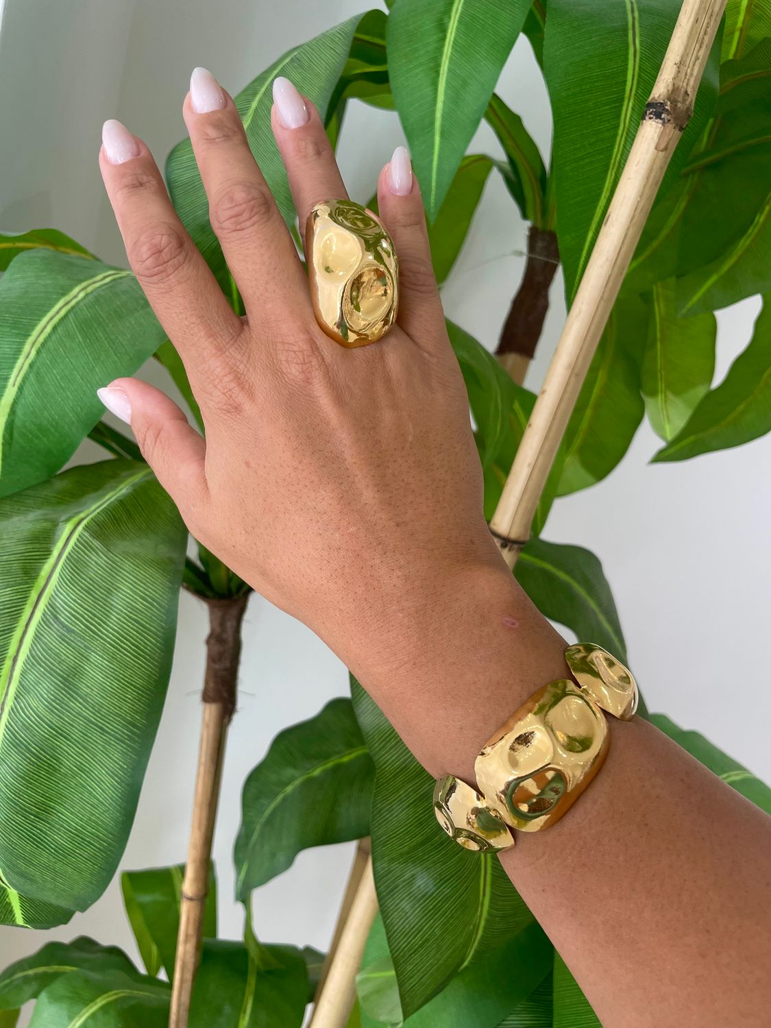 Gold Shapes Bracelet Set
