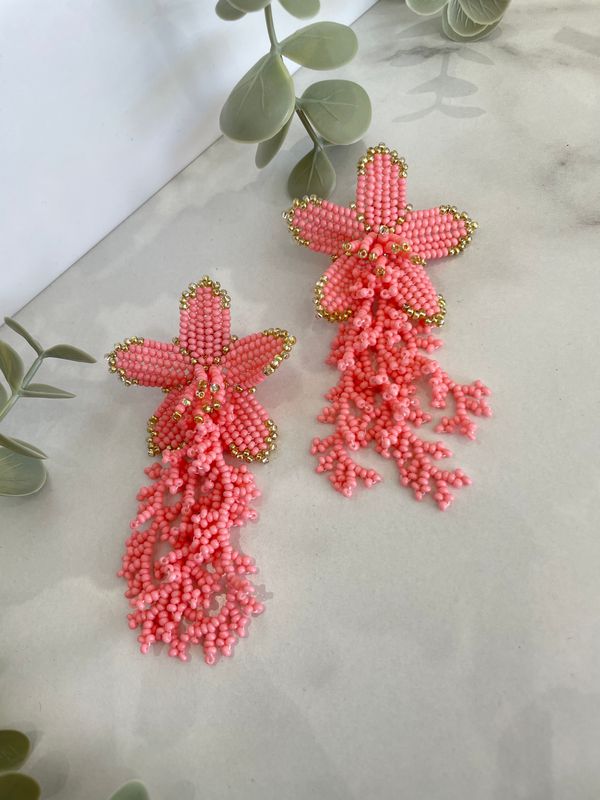 Salmón Flower Earrings