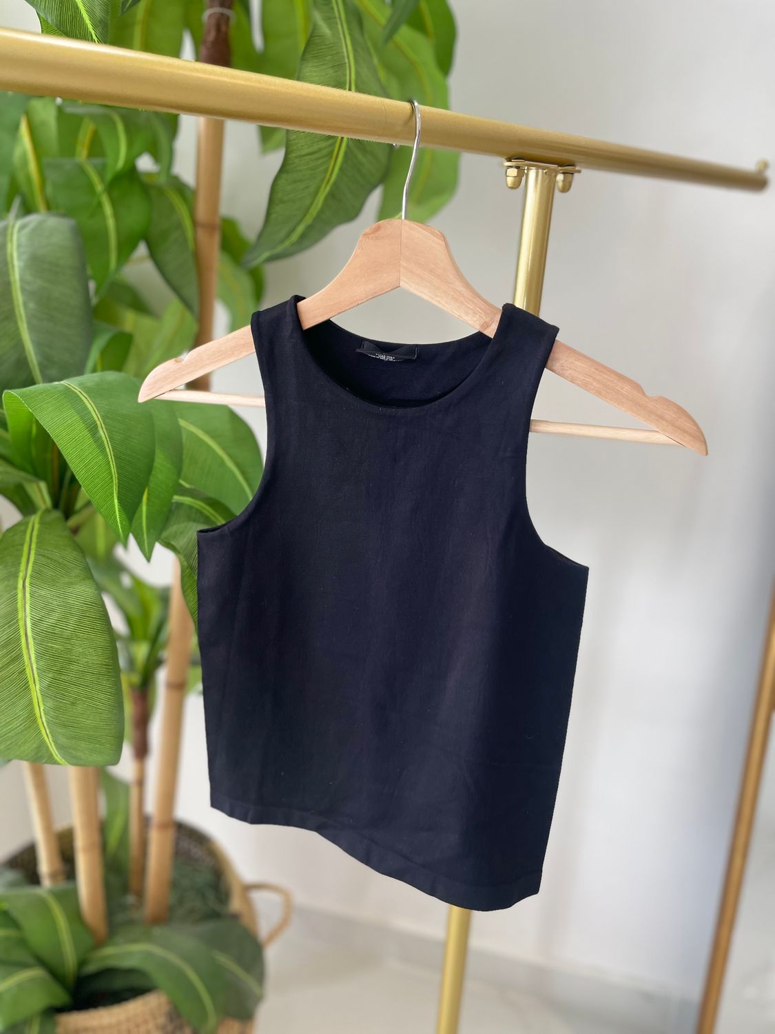 Black Basic Top High Neck