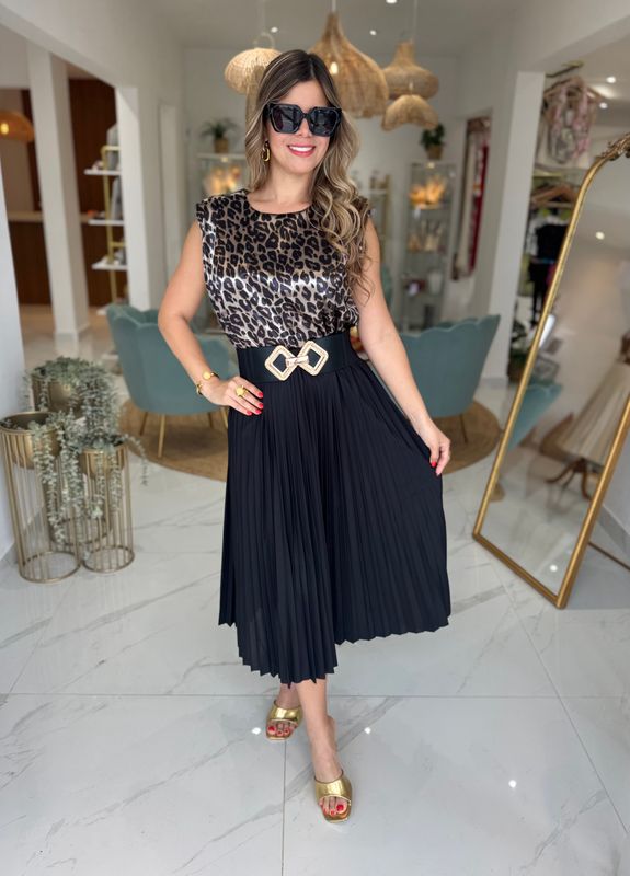 Black Pleated Midi Skirt