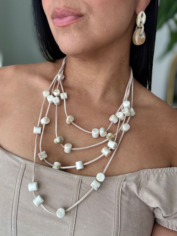 Cream Casual Necklace Set