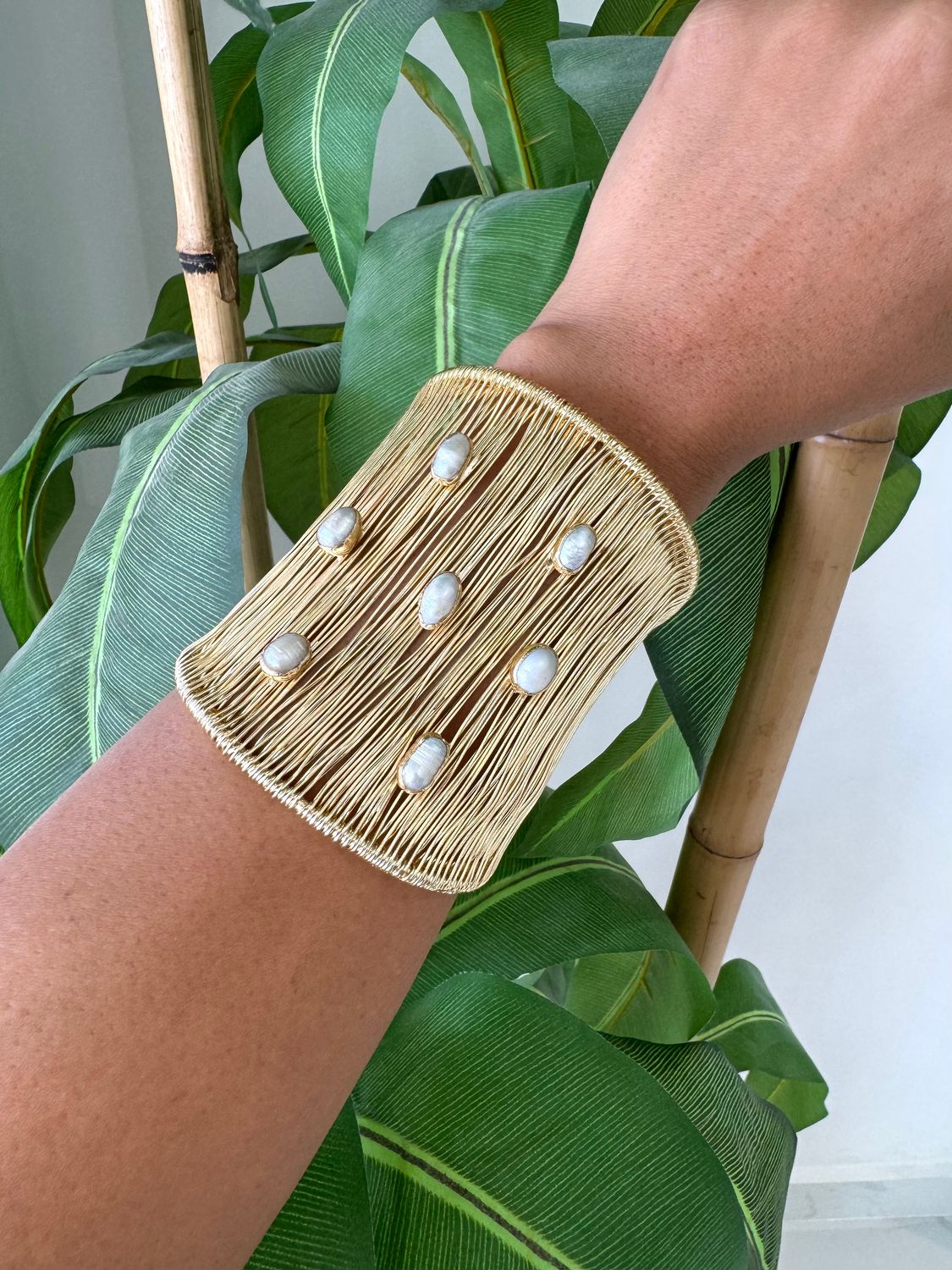 Gold Bangle Mother of Pearl
