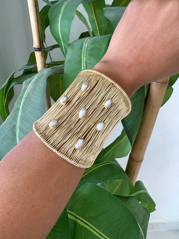 Gold Bangle Mother of Pearl