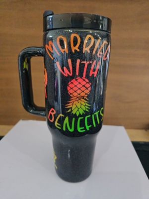 40oz Married With Benefits with Emojis Handle Cup