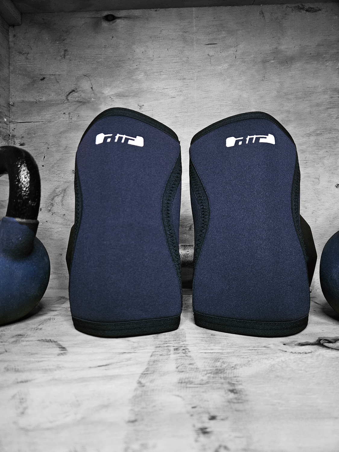 RIF Black Knee Sleeves