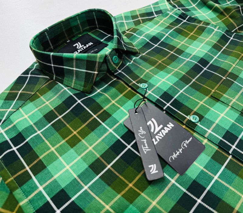 Men&#39;s Casual Shirts