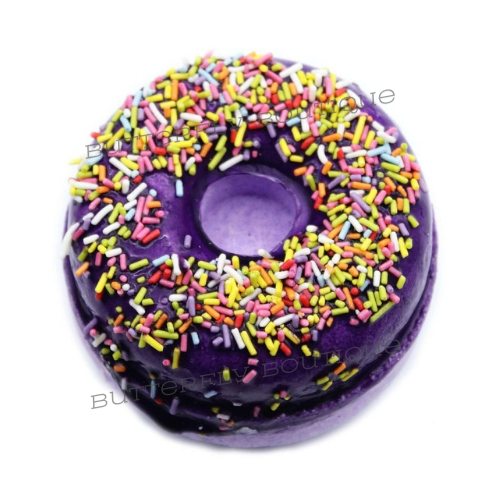 BLACKBERRY AND ALMOND BATH DONUT