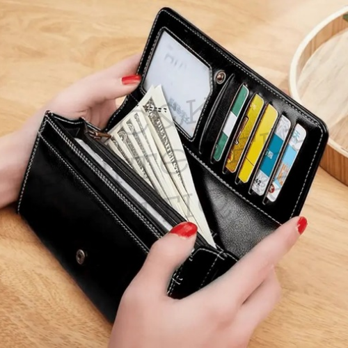Character purse