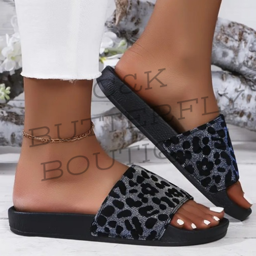 Womens sliders