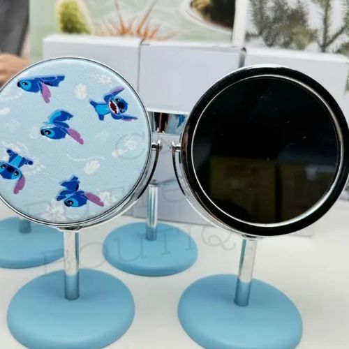 Desktop character mirror