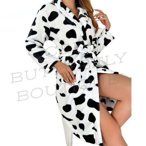 🐄 Cozy Cow Print Plush Robe – Moo-d for Comfort &amp; Style!