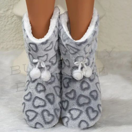 Plush Heart Bootie Slippers – Cuddle Your Feet in Love &amp; Warmth