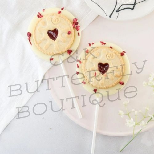 White Chocolate Jammy Dodger Lollipop