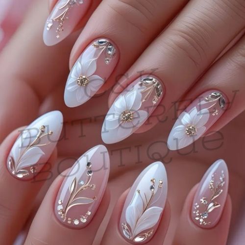 Floral Elegance Press-On Nails – Soft, Luxe &amp; Romantic