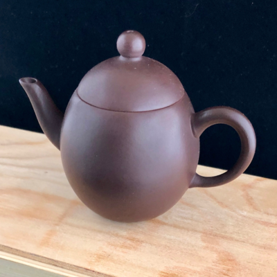 Egg Teapot (two colours)