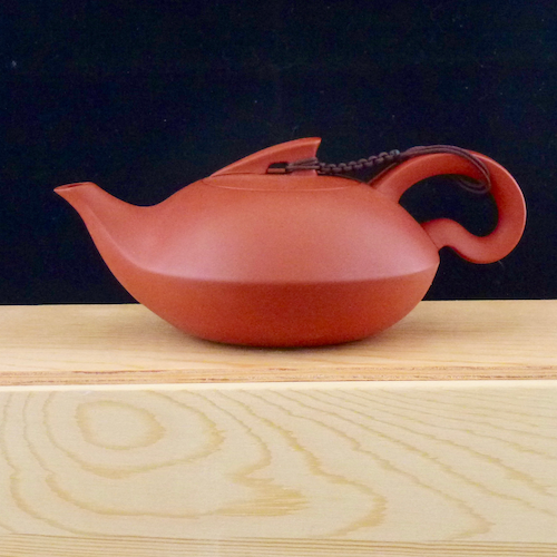 Mach I Teapot Mars Red Colour Option With Hand-tied Ribbon Option