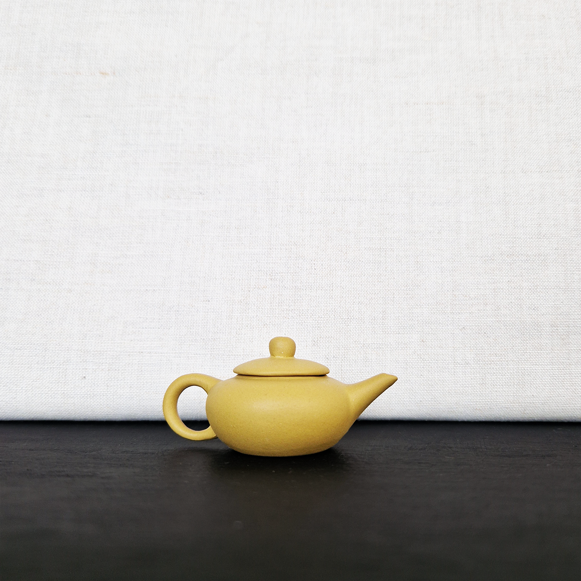 Super Cute Thimble-sized Mini Teapots - Yixing Sandstone