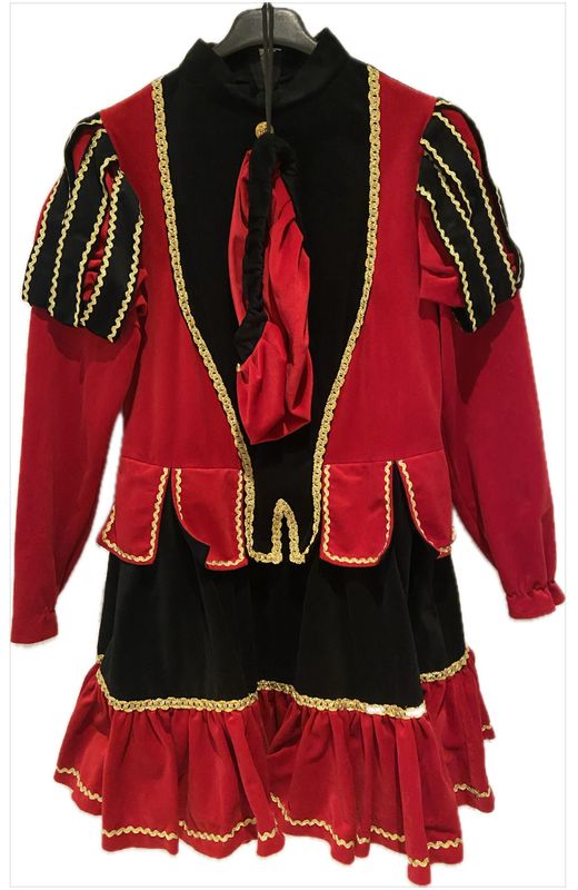 Pietjurk 17 rood/zwart M