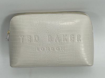 Ted Baker Crocana Toilettas 27 cm wit