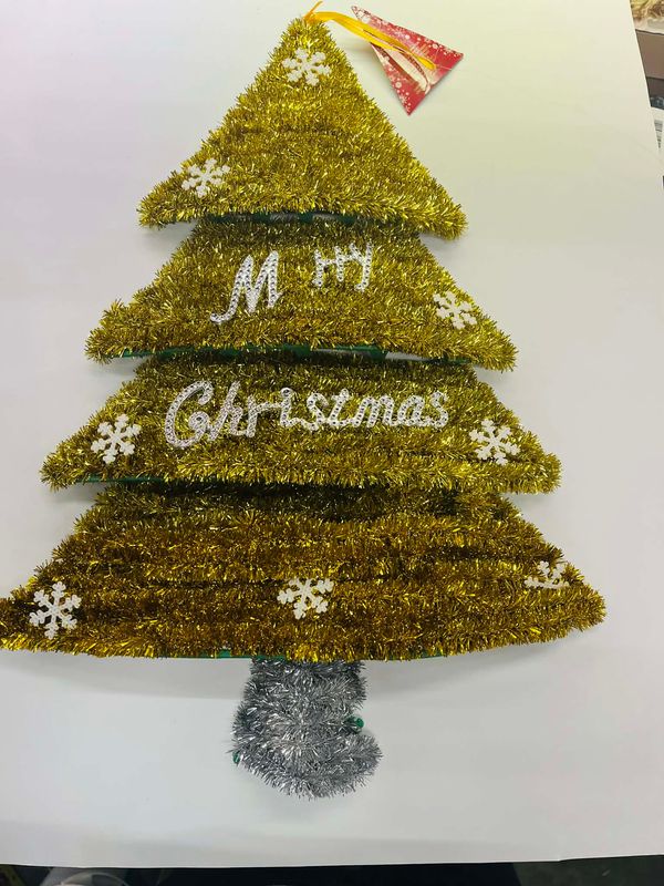 🎄 Golden Christmas Tree Wall Decor Hanging – 37 x 38 cm | Festive Wall Christmas Decoration ✨🌟