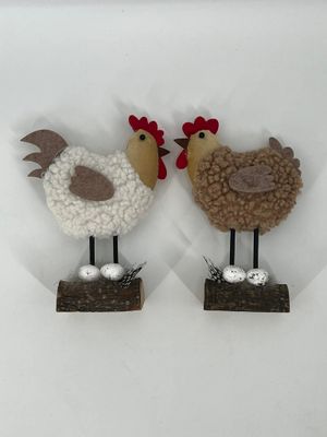 🐔  Set of 2 Decorative Chickens on Wooden Base – Rustic Easter Decoration 17 cm