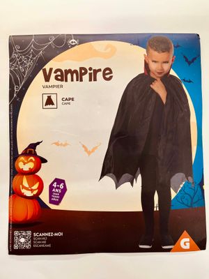 🧛 Vampire Cape for Kids – Red/Black 70 cm ✨