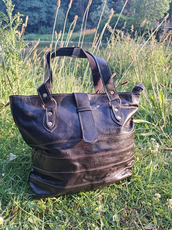 Lederen Handtassen met Binnenzakken